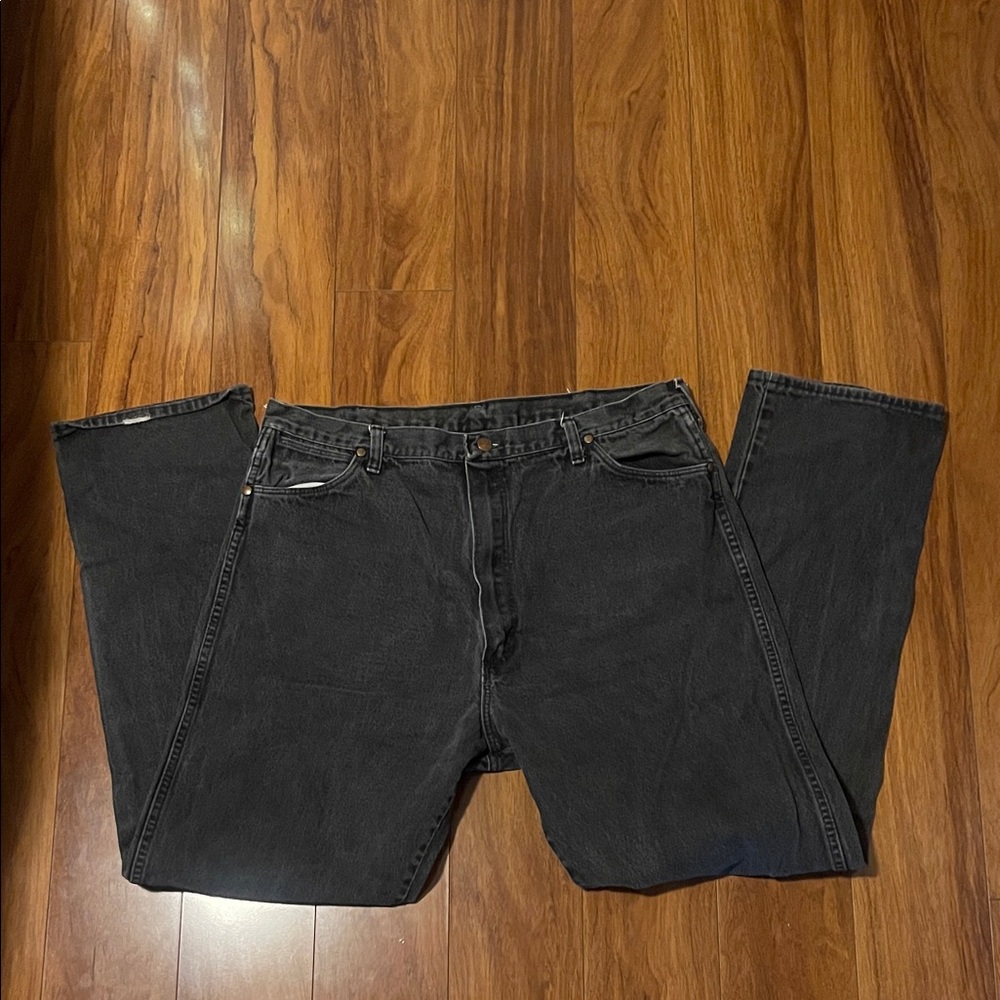 Wrangler Men's Black Straight Jeans